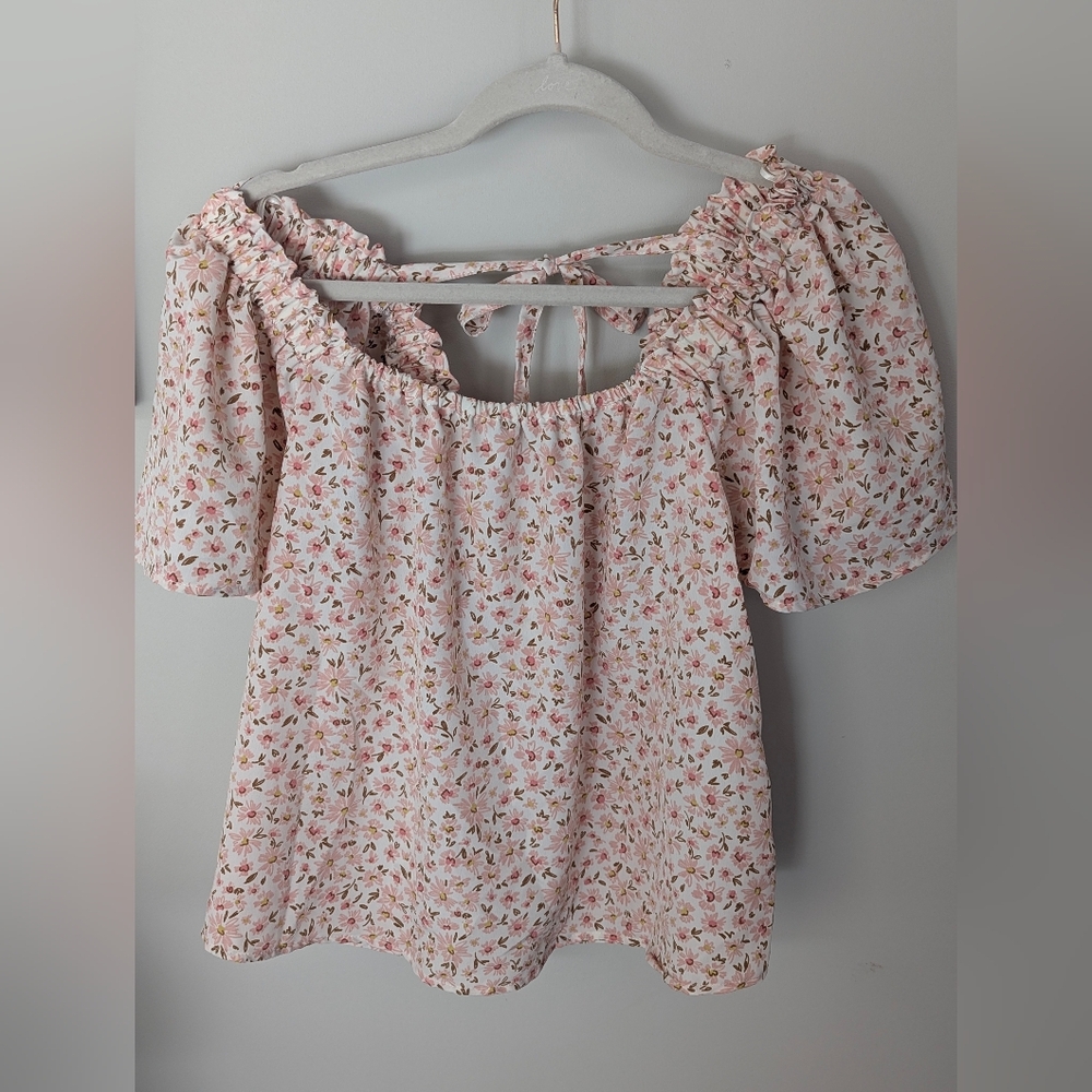 Nine Britton Floral Blouse in Pink and White From Stitch Fix Medium